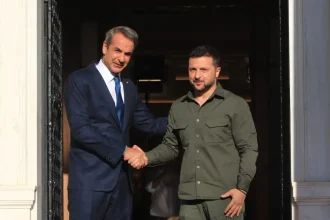 Στην Αθήνα σήμερα ο Ζελένσκι - Απαγόρευση συγκεντρώσεων