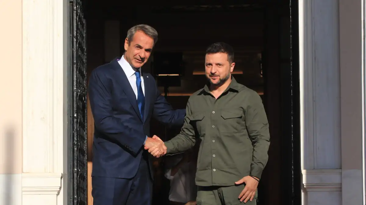 Στην Αθήνα σήμερα ο Ζελένσκι - Απαγόρευση συγκεντρώσεων