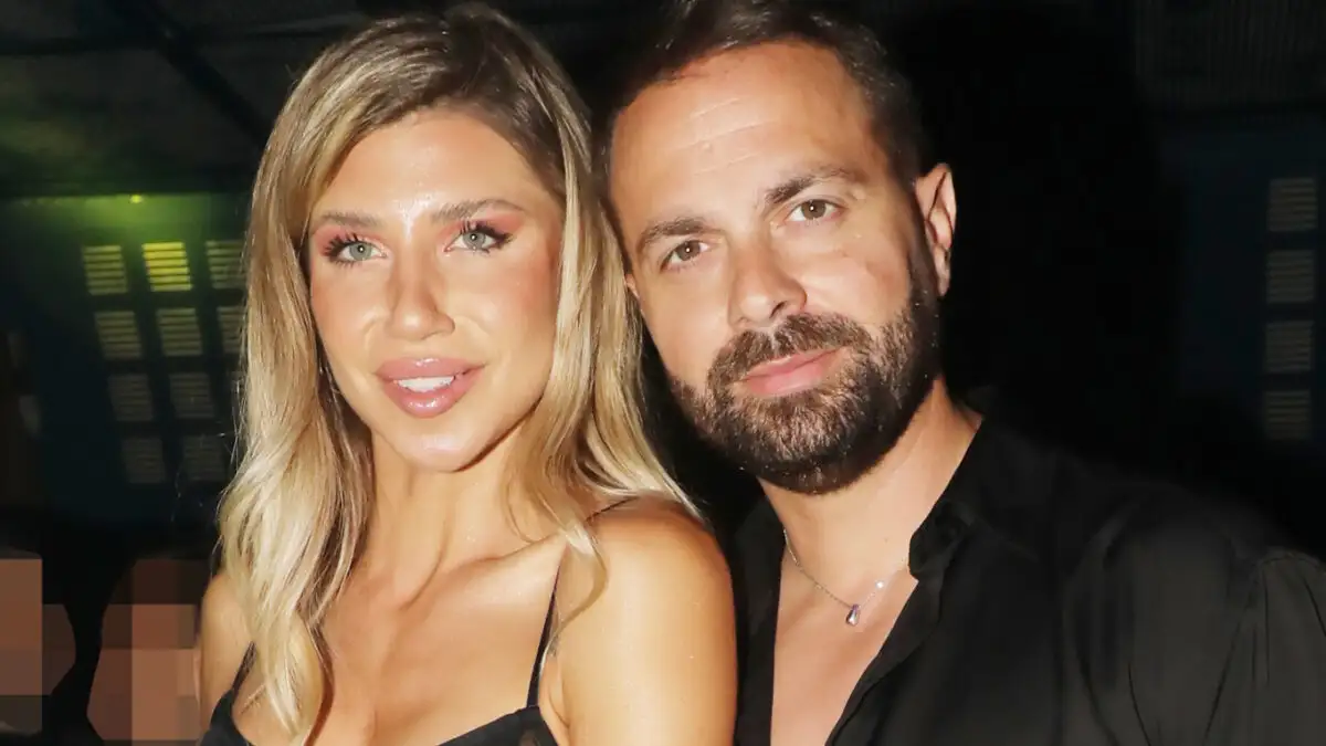 Ηλίας Βρεττός για τη σύζυγό του: «Ήμουν πάντα ρομαντικός αλλά στην Αναστασία μου βγήκε λίγο παραπάνω»