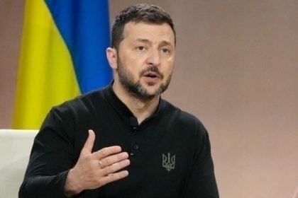 Ο Ζελένσκι ζήτησε την αποπομπή των υπουργών Ενέργειας και Δικαιοσύνης εν μέσω έρευνας για διαφθορά