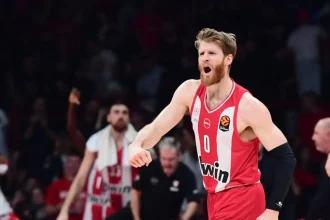 Ολυμπιακός – Παρί: Η παρακάμερα του αγώνα και τα «σκυλιά» των Πειραωτών