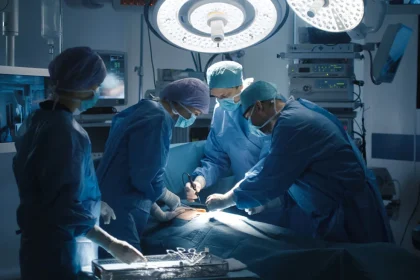 Επαναστατική μεταμόσχευση: Η καρδιά χτυπούσε 8 ώρες στη μεταφορά από την Αθήνα έως το Τορίνο με ειδικό μηχάνημα