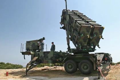 Reuters: Η Ελλάδα διαπραγματεύεται με το Ισραήλ για την «Ασπίδα του Αχιλλέα» - Τι θέλει ν' αγοράσει, πόσα θα δαπανήσει