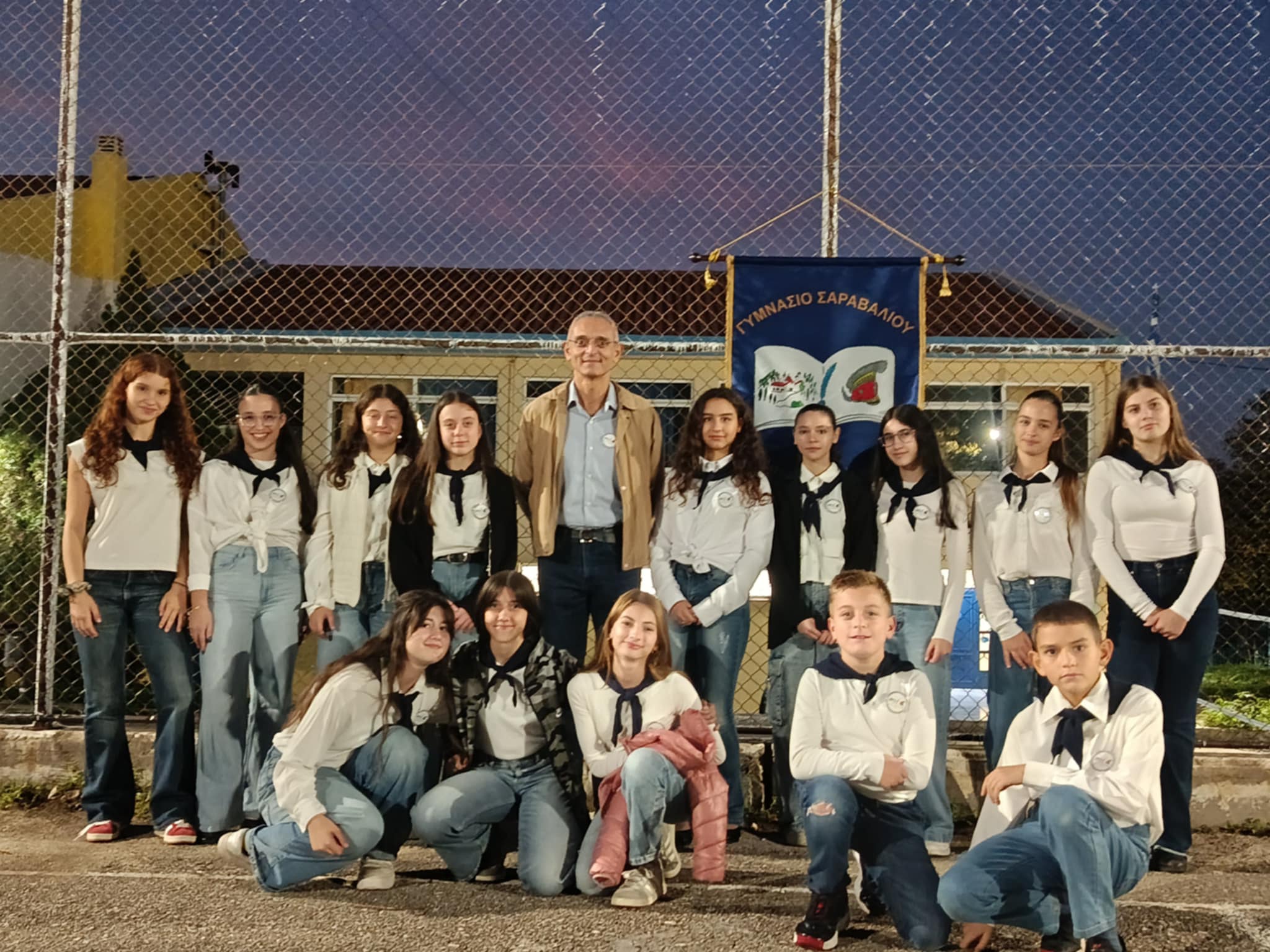 Μαθητές και σχολεία ένωσαν τα βήματά τους - Γιορτή παράδοσης στην Πάτρα (ΦΩΤΟ)