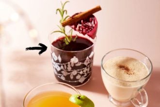 Ζεστό punch με καραμέλα, σταφίδες και μπαχαρικά