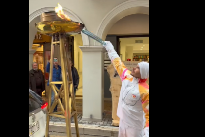 Η Ολυμπιακή Φλόγα άναψε στην Πάτρα (ΒΙΝΤΕΟ)