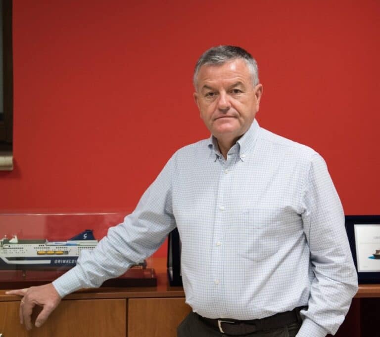 Ο δήμαρχος γυρίζει την πλάτη στο μέλλον