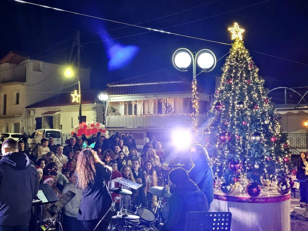 Φως και Γιορτή: Η επίσημη έναρξη των Χριστουγέννων στον Δήμο Ζαχάρως