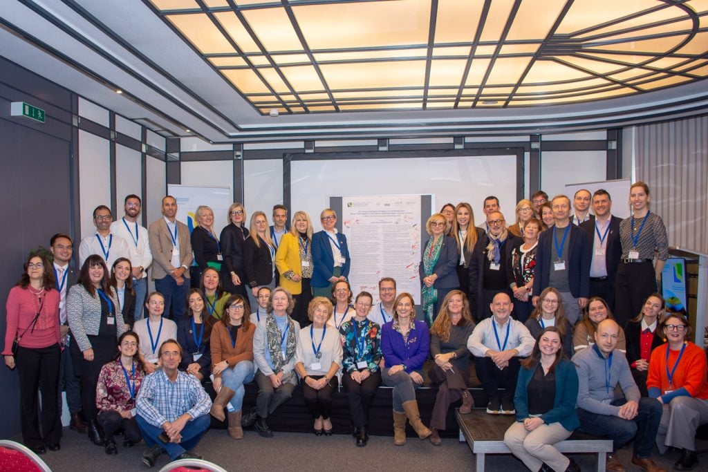 Σε θερμό κλίμα το συνέδριο του ΠΟΥ στην Αυστρία, με τη συμμετοχή της Α. Μαστοράκου