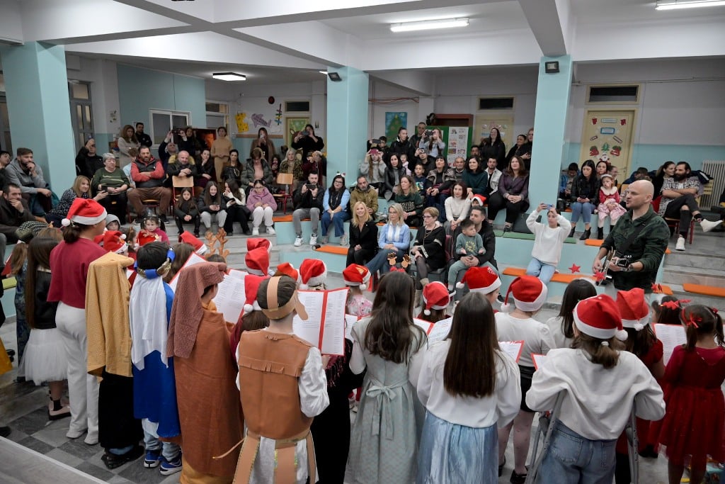  Χριστουγεννιάτικη ατμόσφαιρα στα ΚΔΑΠ του Δήμου Πατρέων - ΦΩΤΟ