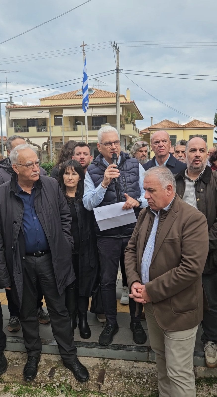 «Παρών» ο Αντιπεριφερειάρχης Π.Ε. Αχαΐας Φωκίων Ζαΐμης στην κινητοποίηση διαμαρτυρίας για τον Οδοντωτό