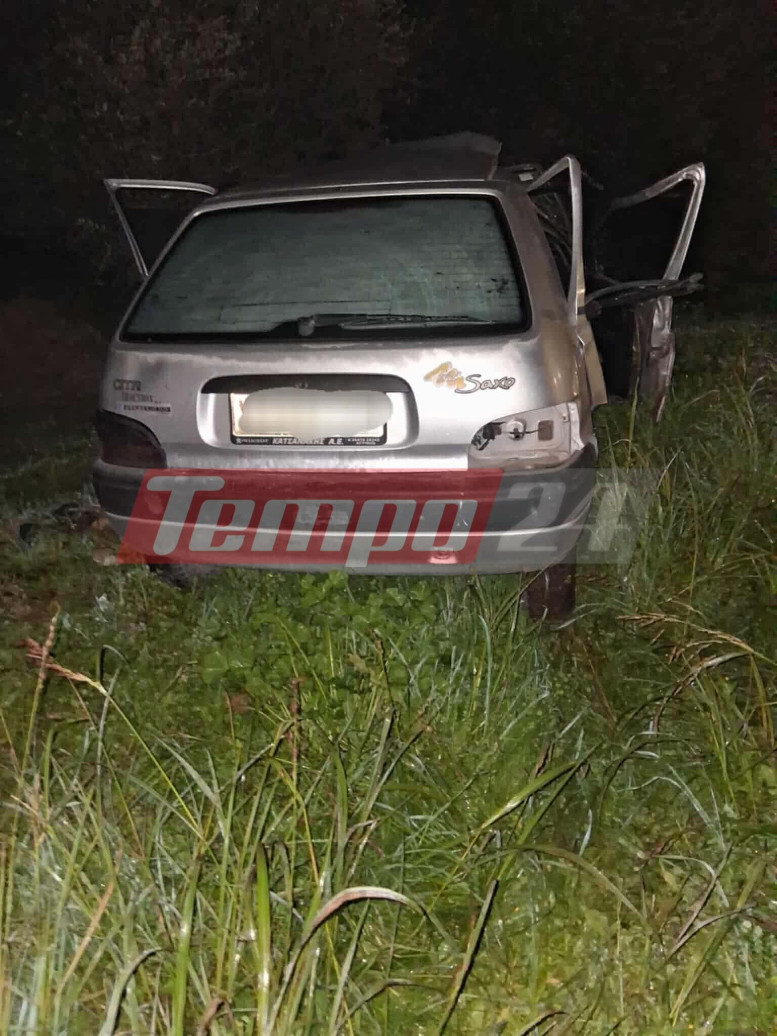 Δυτ. Ελλάδα: Το ΙΧ έφυγε από τον δρόμο - Στο νοσοκομείο ο οδηγός