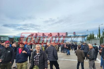 Δυτ. Ελλάδα: Δεν κάνουν πίσω οι αγρότες - Που θα στηθούν νέα μπλόκα - Τι γίνεται με τις μετακινήσεις