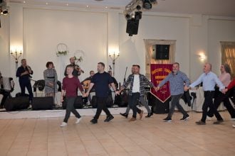 Με επιτυχία πραγματοποιήθηκε το πρώτο εορταστικό γλέντι του Πολιτιστικού Συλλόγου Αμπελοκήπων «Η ΠΡΟΟΔΟΣ» - ΦΩΤΟ