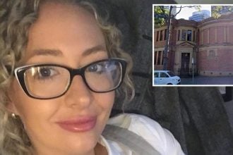 Καθηγήτρια ομολόγησε ότι είχε σεξουαλικές σχέσεις με 15χρονο μαθητή της