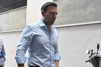 Το «φάντασμα» της διάλυσης πάνω από το κόμμα Κασσελάκη