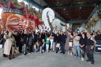 Ξενάγηση στο Καρναβαλικό Εργαστήρι για εκπροσώπους των Επιμελητηρίων από όλη την Ελλάδα