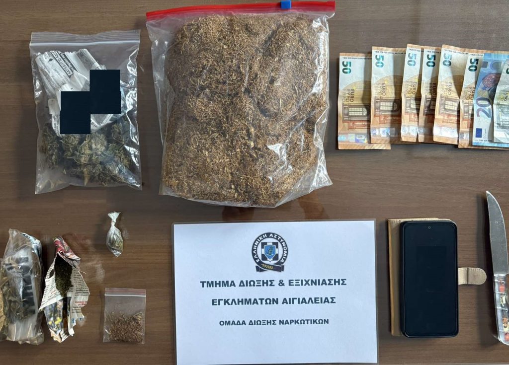 Αίγιο: Σύλληψη για κατοχή ναρκωτικών και λαθραίου καπνού (ΦΩΤΟ)