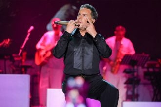  Στην αντεπίθεση ο επιχειρηματίας που κατηγορεί για εκβίαση ο Γ. Μαζωνάκης – Ζητά οφειλόμενα ποσά και να ανακαλέσει τις καταγγελίες