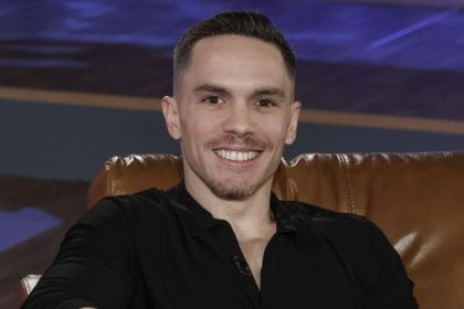 Επικός Λευτέρης Πετρούνιας: «Αγαπώ το παιδί μου και θα δώσω και τη ζωή μου αλλά όχι τη θέση μου!»