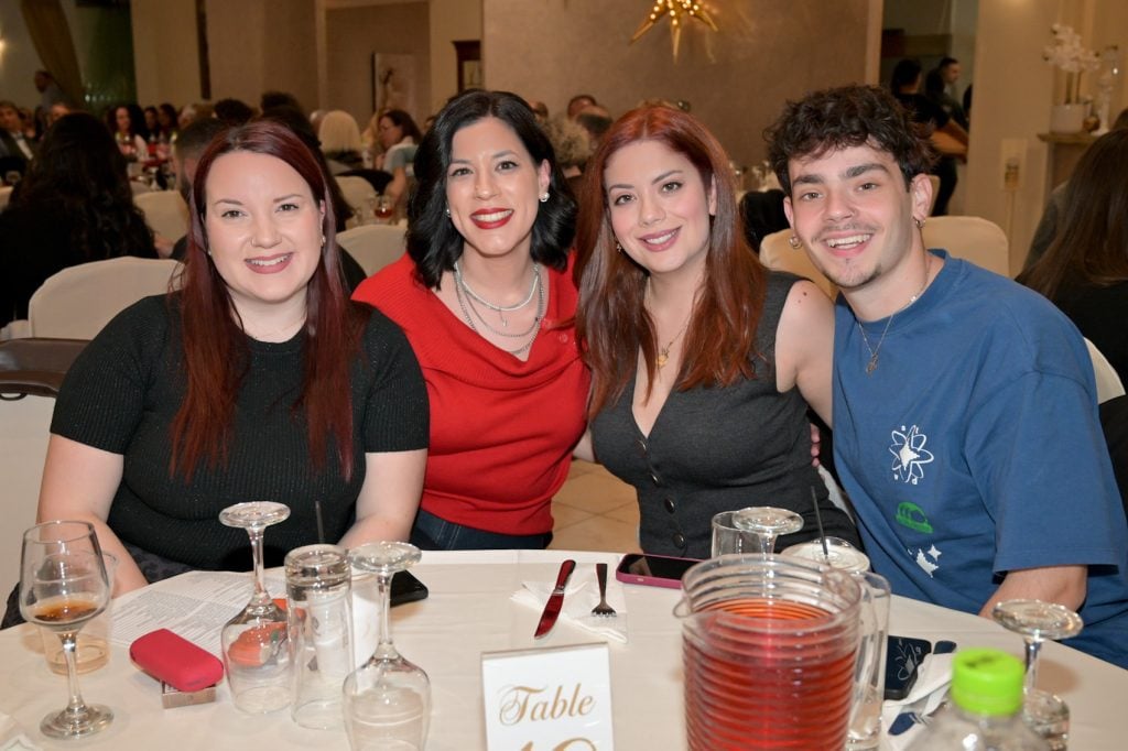 Με επιτυχία πραγματοποιήθηκε το πρώτο εορταστικό γλέντι του Πολιτιστικού Συλλόγου Αμπελοκήπων «Η ΠΡΟΟΔΟΣ» - ΦΩΤΟ