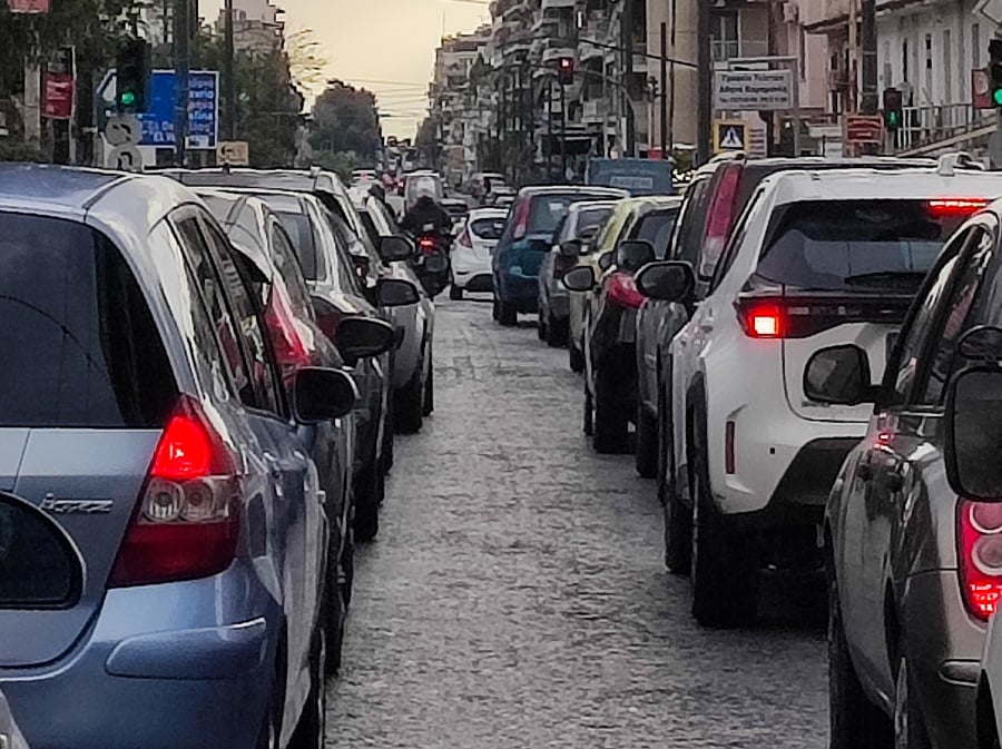 Τέλη κυκλοφορίας 2026: Πληρωμή χωρίς παράταση, πρόστιμα στους ασυνεπείς