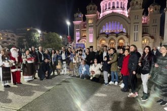 Παραδοσιακά Χριστουγεννιάτικα κάλαντα της Ρουμανίας στην Πάτρα (ΦΩΤΟ)