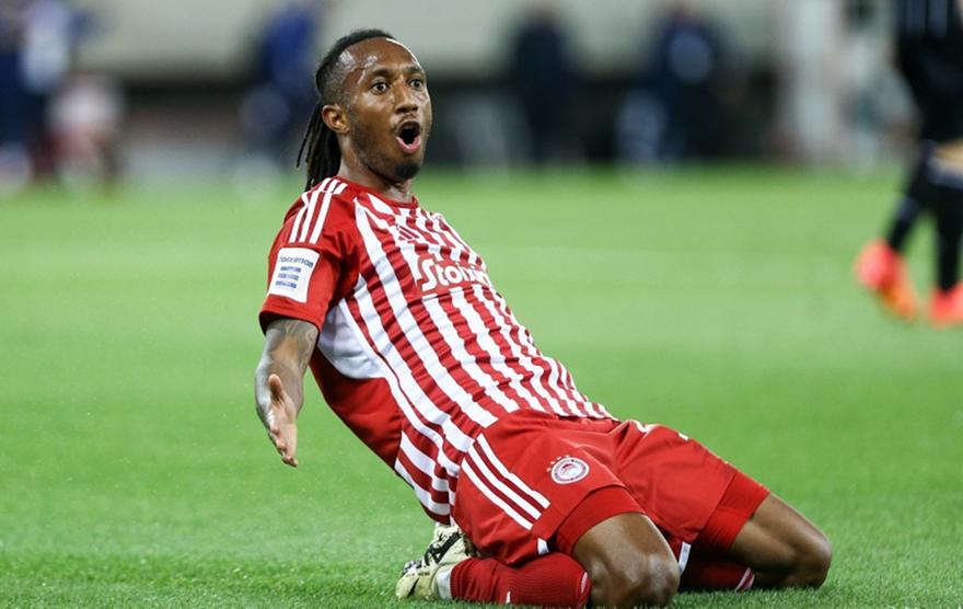 Σε καλό δρόμο οι συζητήσεις Ολυμπιακού - Ζέλσον για νέο συμβόλαιο