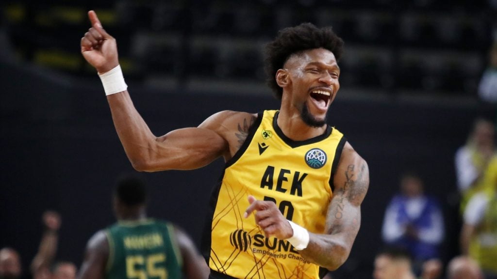 ΑΕΚ: Πρόβλημα με Κρις Σίλβα πριν τον Παναθηναϊκό