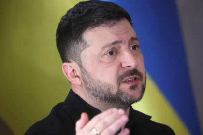 Ζελένσκι: Αν Ευρώπη και ΗΠΑ σταθούν ενωμένες στο πλευρό μας, θα σταματήσουμε τον Πούτιν, οι «κόκκινες γραμμές» του Κιέβου