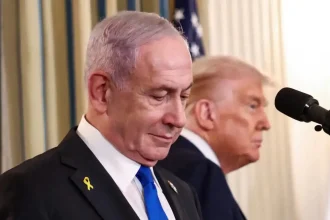 Νετανιάχου: Ταξιδεύει στις ΗΠΑ για συζητήσεις υψηλού επιπέδου με τον Τραμπ για την εκεχειρία στη Γάζα