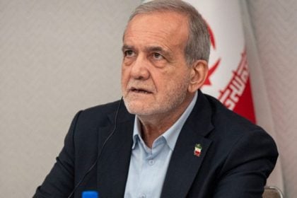 Το Ιράν απειλεί με «σκληρά» αντίποινα απέναντι σε όποια επιθετική ενέργεια