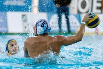 Πόλο: Η Βουλιαγμένη «καθάρισε» στο β΄ ημίχρονο την Μπουντούτσνοστ και… περιμένει