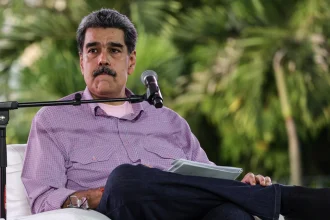 Μυστικά σχέδια για την επόμενη μέρα στη Βενεζουέλα αν τελικά εκδιωχθεί ο Μαδούρο έχει έτοιμα η κυβέρνηση Τραμπ