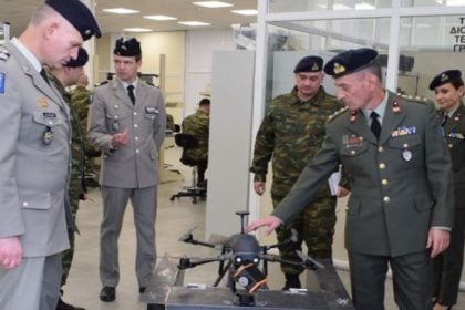 Γαλλική αντιπροσωπεία επισκέφθηκε το 306 Εργοστάσιο Βάσης Τηλεπικοινωνιών