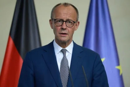 Ο Μερτς προειδοποιεί ότι «αν πέσει η Ουκρανία» στο στόχαστρο της Ρωσίας θα τεθεί η ΕΕ