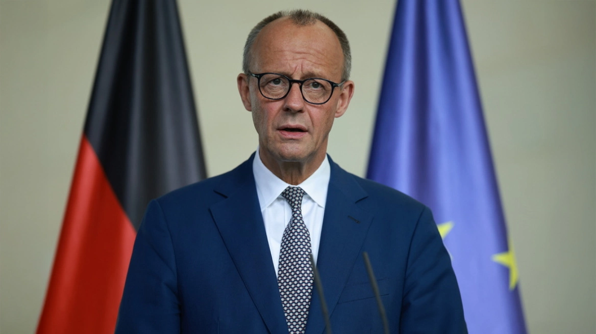 Ο Μερτς προειδοποιεί ότι «αν πέσει η Ουκρανία» στο στόχαστρο της Ρωσίας θα τεθεί η ΕΕ