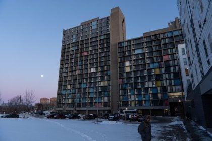 Πάρτι 1 δισ. δολ. με κρατικό χρήμα – Η απάτη που πυροδότησε την οργή του Τραμπ κατά των Σομαλών