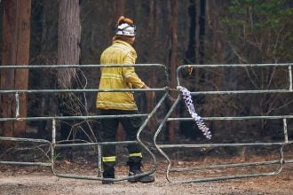 Σίδνεϊ : Πυροσβέστης έχασε τη ζωή του την ώρα που έκανε κατάσβεση πυρκαγιάς