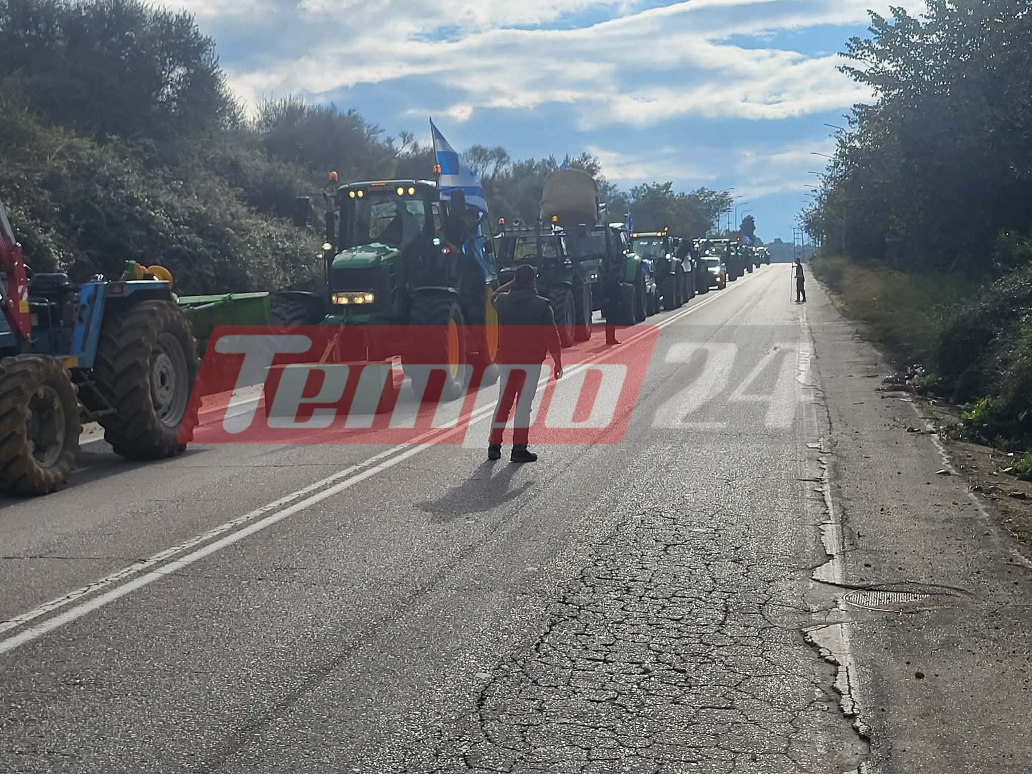 "Απόβαση" των αγροτών σήμερα στην Πάτρα - Δεκάδες τρακτέρ συγκεντρωμένα στον κόμβο Κουρλαμπά-Που υπάρχουν κλειστοί δρόμοι-ΝΕΟΤΕΡΑ-ΦΩΤΟ