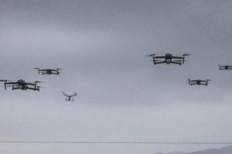 Ουκρανικά drones έπληξαν για πρώτη φορά ρωσική πλατφόρμα πετρελαίου στην Κασπία