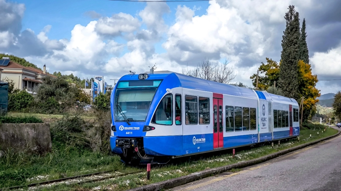 Καλάβρυτα: Αμαξοστοιχία της Hellenic Train σταμάτησε καθ’ οδόν για να παραλάβει ορειβάτες που εξέπεμψαν βοήθεια