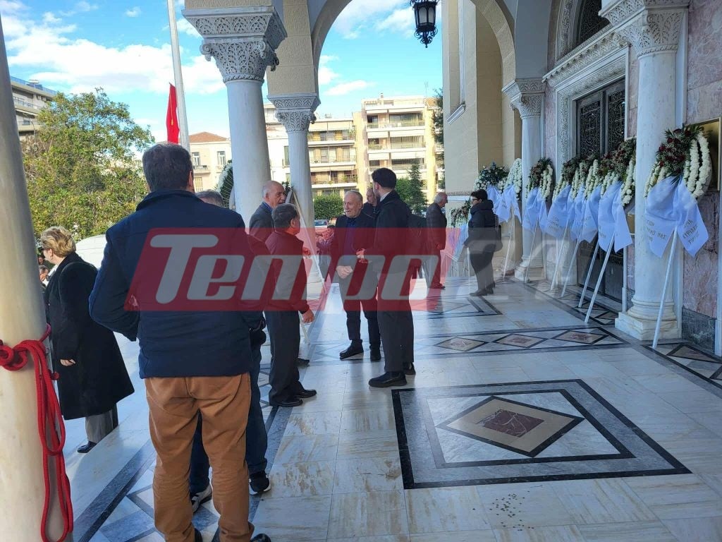 Πάτρα: Ο δημοσιογραφικός κόσμος αποχαιρέτησε τον Δημήτρη Χωρίτο - ΦΩΤΟ