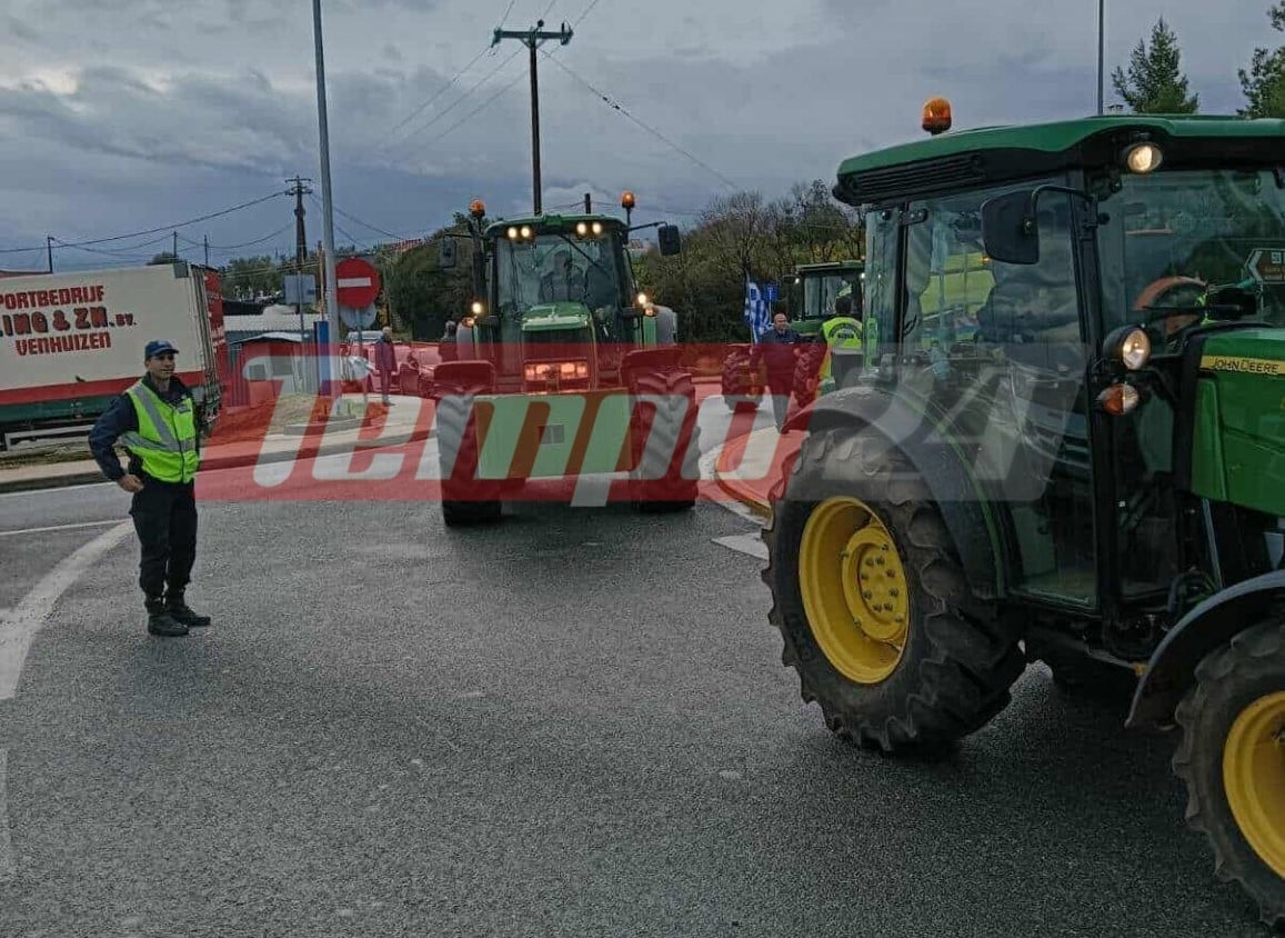Οι αγρότες ενισχύουν το μπλόκο τους στο Κιάτο (ΦΩΤΟ-BINTEO)