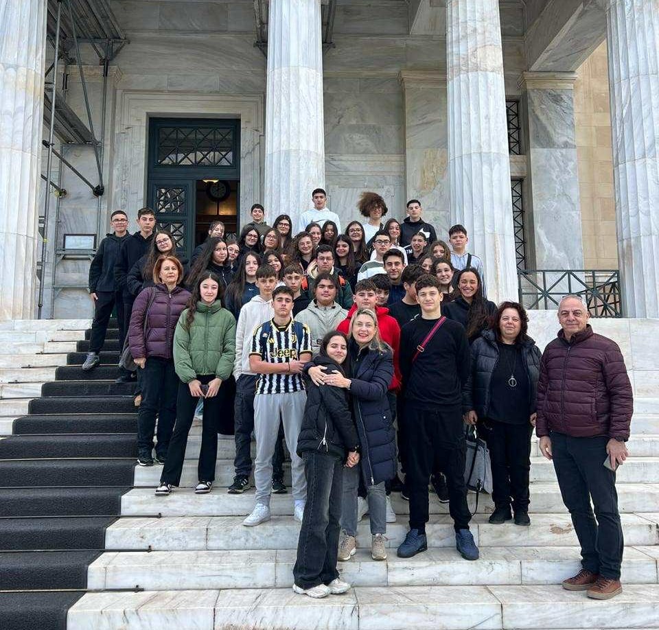 Το 7ο Γυμνάσιο Πάτρας στη Βουλή (ΦΩΤΟ-ΒΙΝΤΕΟ)