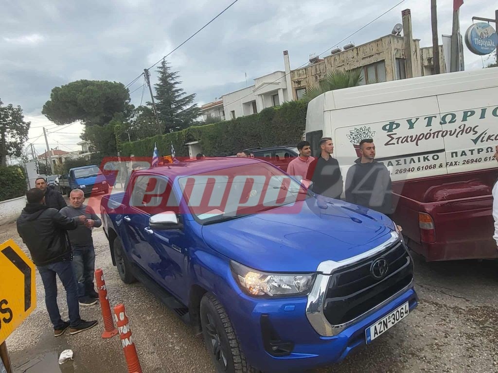 Πορεία των αγροτών με οχήματα στην Πατρών-Πύργου - Επιχείρησαν μπλόκο στα εγκαίνια, παραδόθηκαν τα τελευταία 10 χλμ. (ΦΩΤΟ)