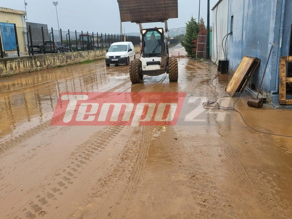 Το Tempo24.News στην Ανατολική Μάνη: Σπίτια και αυτοκίνητα βυθισμένα στη λάσπη - Τεράστιες καταστροφές από την κακοκαιρία στον Πλάτανο Γυθείου (ΦΩΤΟ)