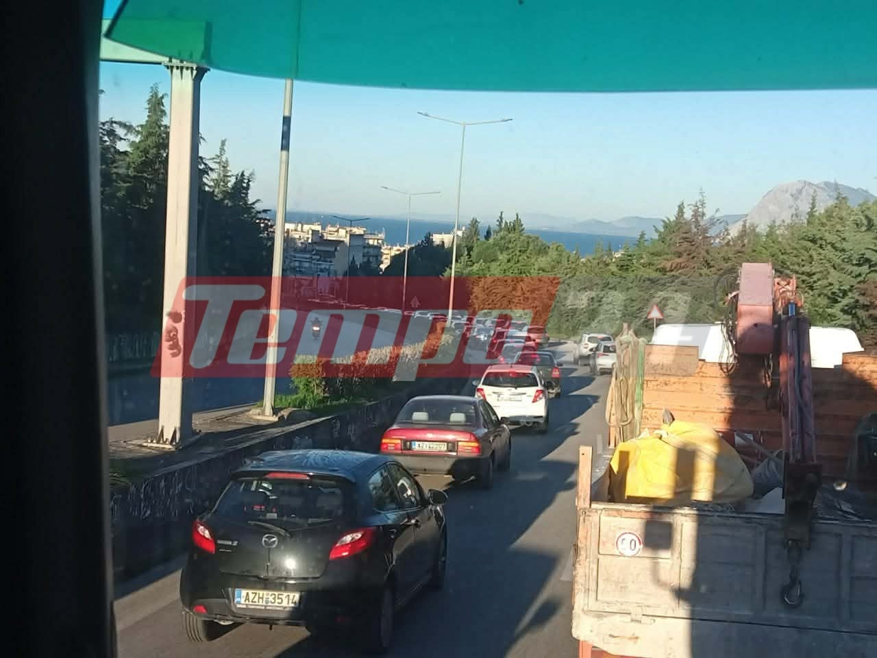 "Κυκλοφοριακή ασφυξία" στην Πάτρα - Χαμός από μποτιλιάρισμα, λόγω του αποκλεισμού της Περιμετρικής