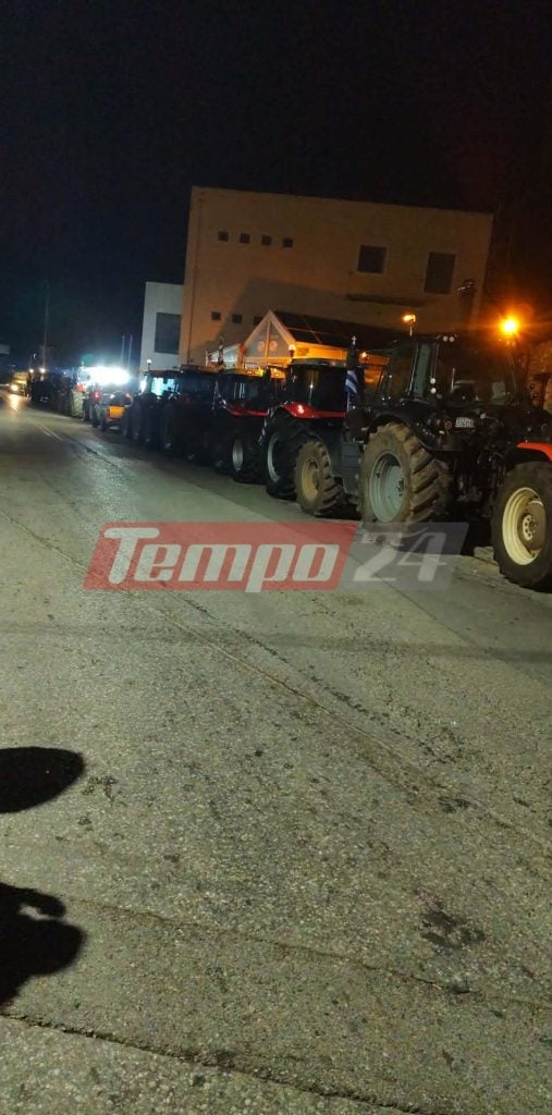 Πάτρα: Αυτοκινητοπομπή ταξί στους αγρότες για συμπαράσταση - Διαμαρτυρία και στα Καλάβρυτα (ΦΩΤΟ - ΒΙΝΤΕΟ)