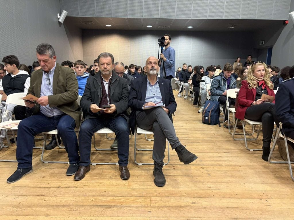 Με μεγάλη συμμετοχή η ημερίδα «Από το Σχολείο στην Κοινωνία: Ο κύκλος της βίας και οι δρόμοι της πρόληψης», στην Αγορά Αργύρη